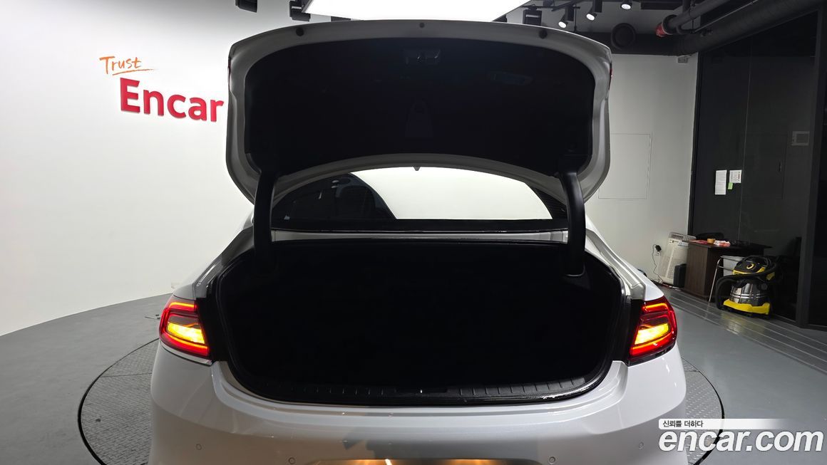 Hyundai Grandeur 2017