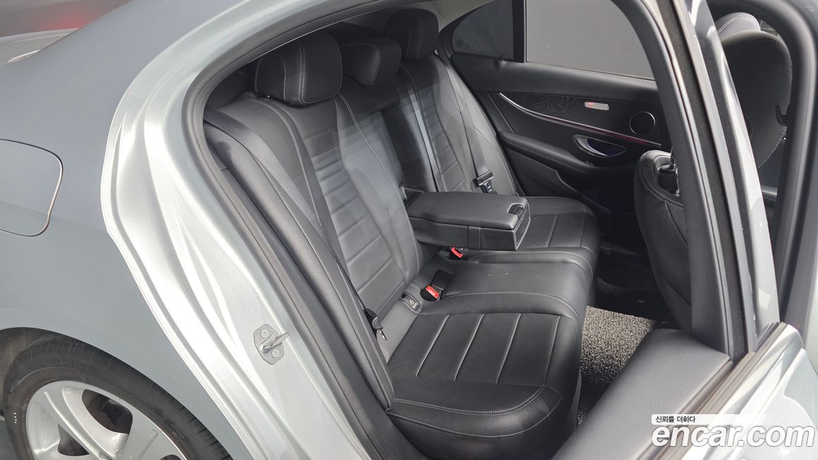 Mercedes-Benz E-Class 2018