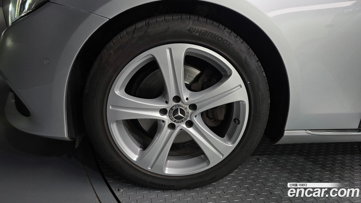 Mercedes-Benz E-Class 2018