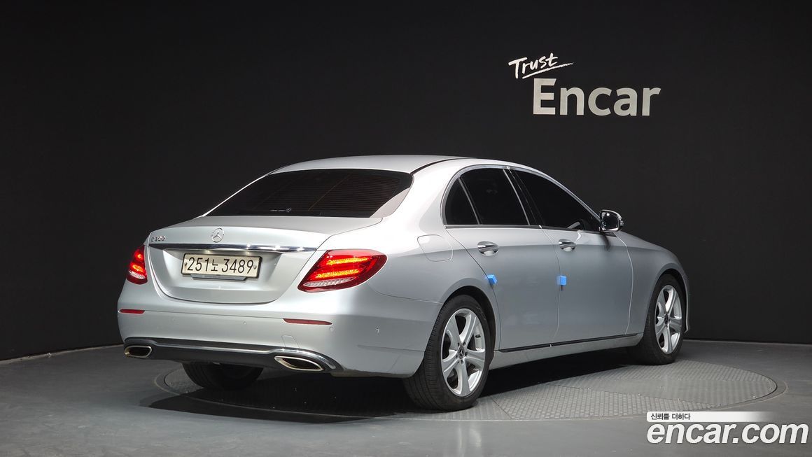 Mercedes-Benz E-Class 2018