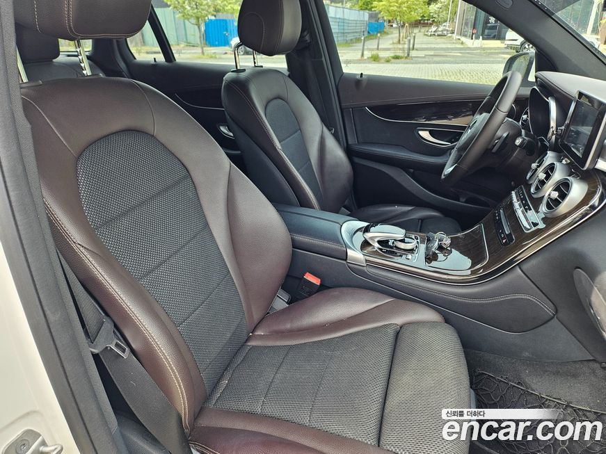 Mercedes-Benz GLC-Class 2016