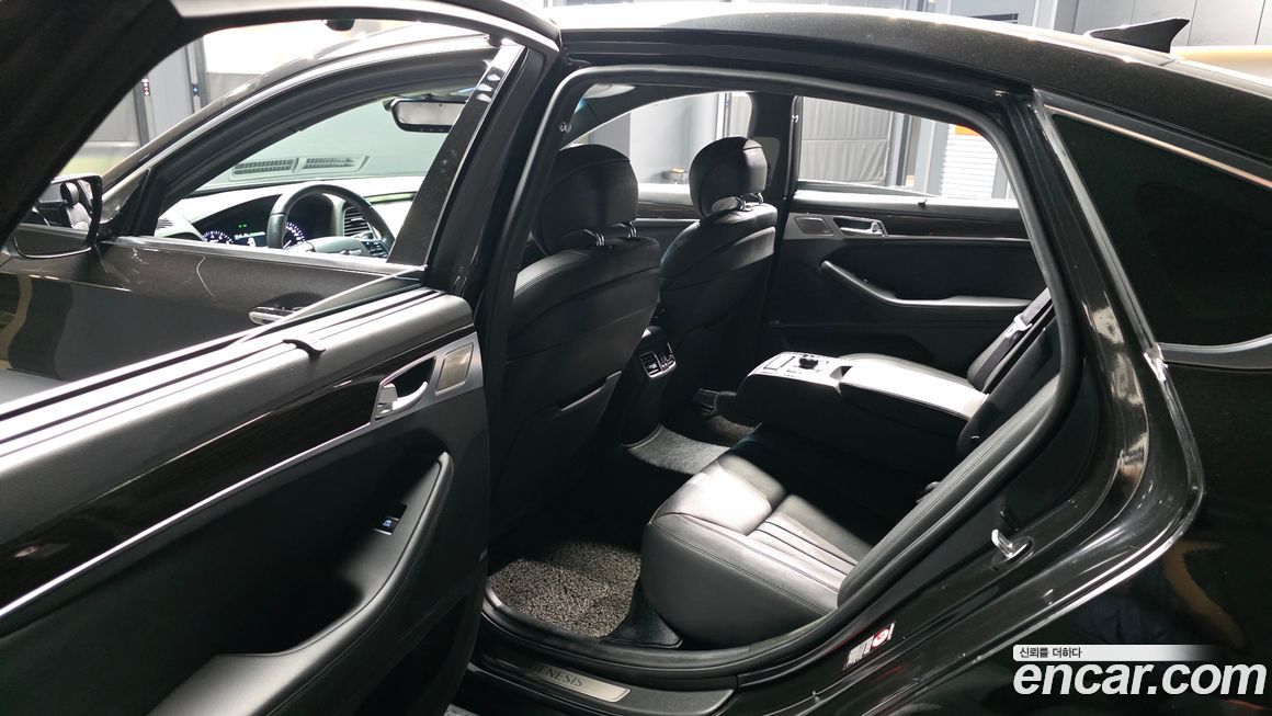 Genesis G80 2018