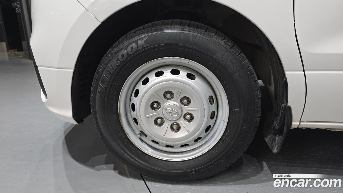 Hyundai Starex 2021