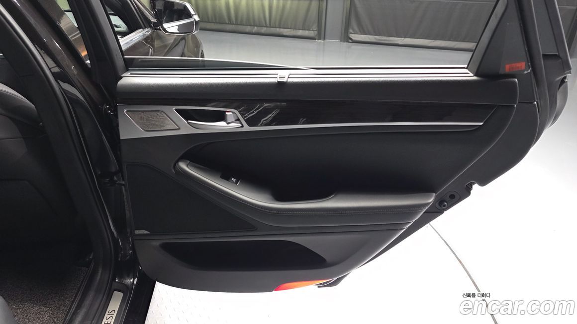 Genesis G80 2018