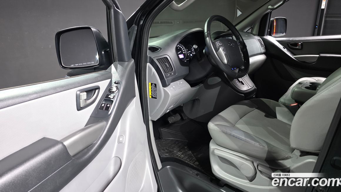 Hyundai Starex 2019