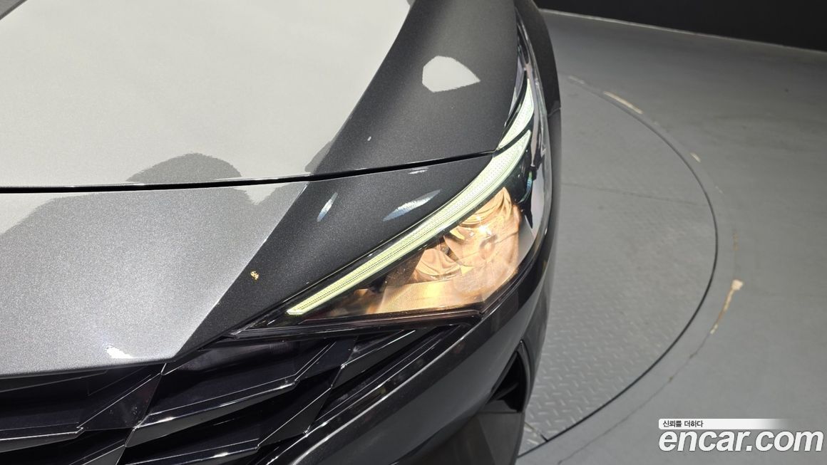 Hyundai AVANTE 2021