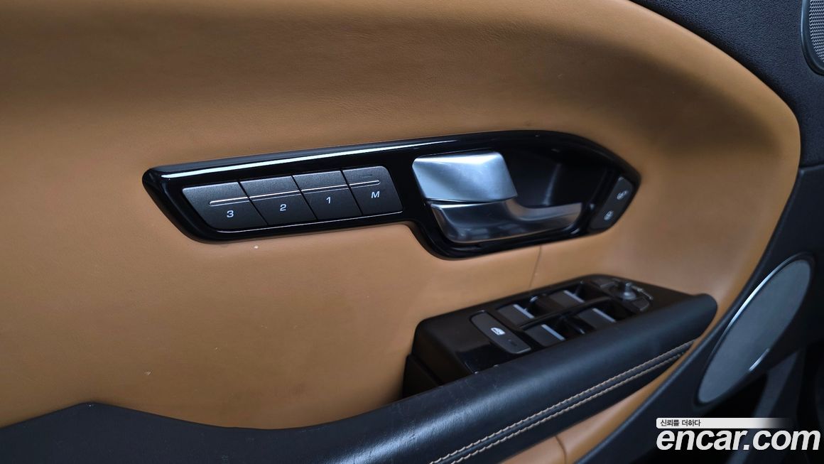 Land Rover Range Rover Evoque 2019