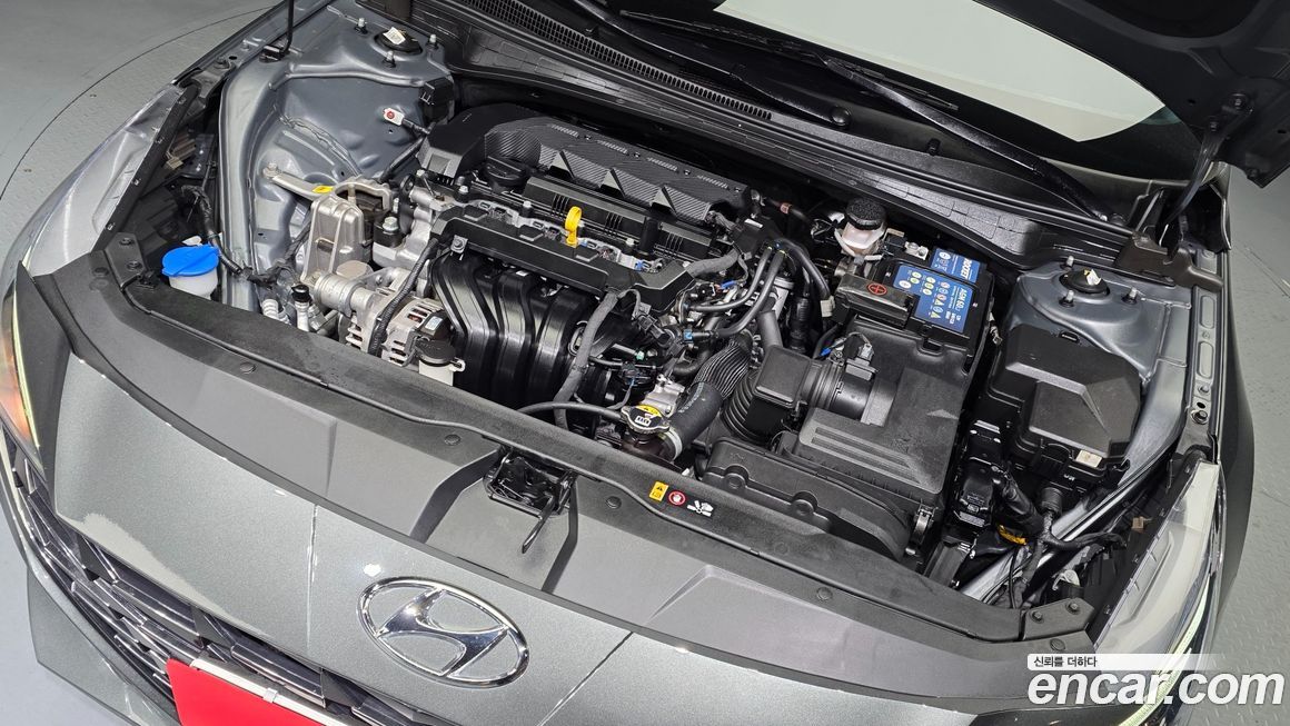 Hyundai AVANTE 2021