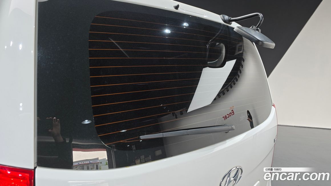 Hyundai Starex 2021