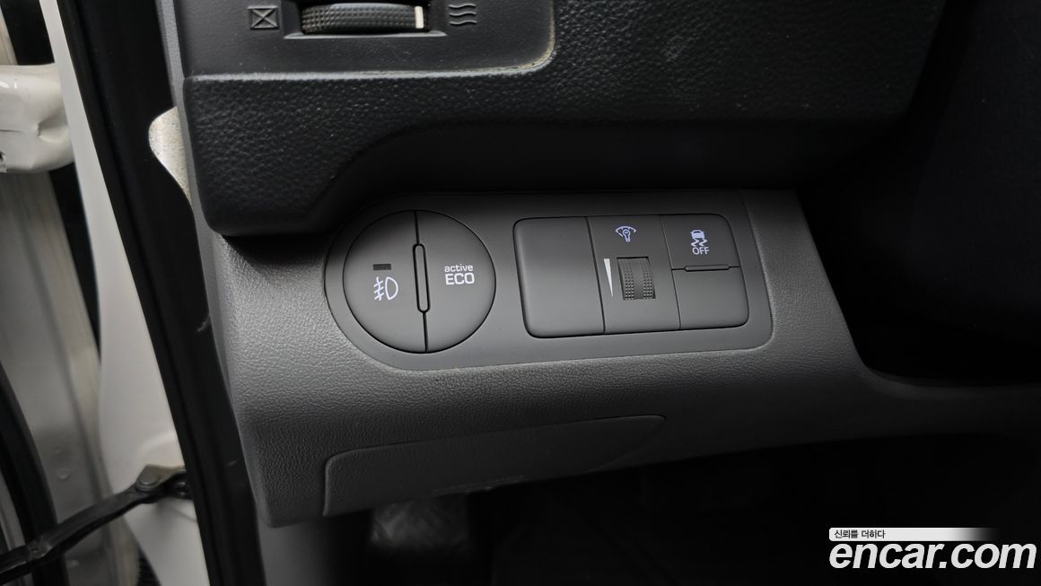 Hyundai Starex 2021