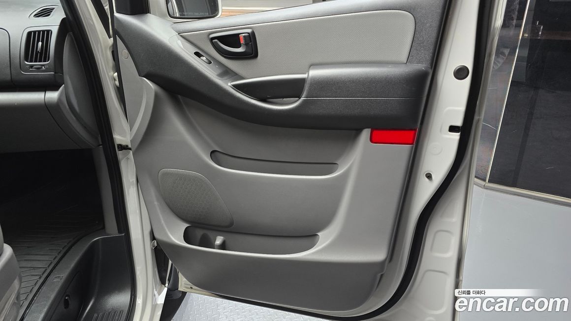 Hyundai Starex 2021