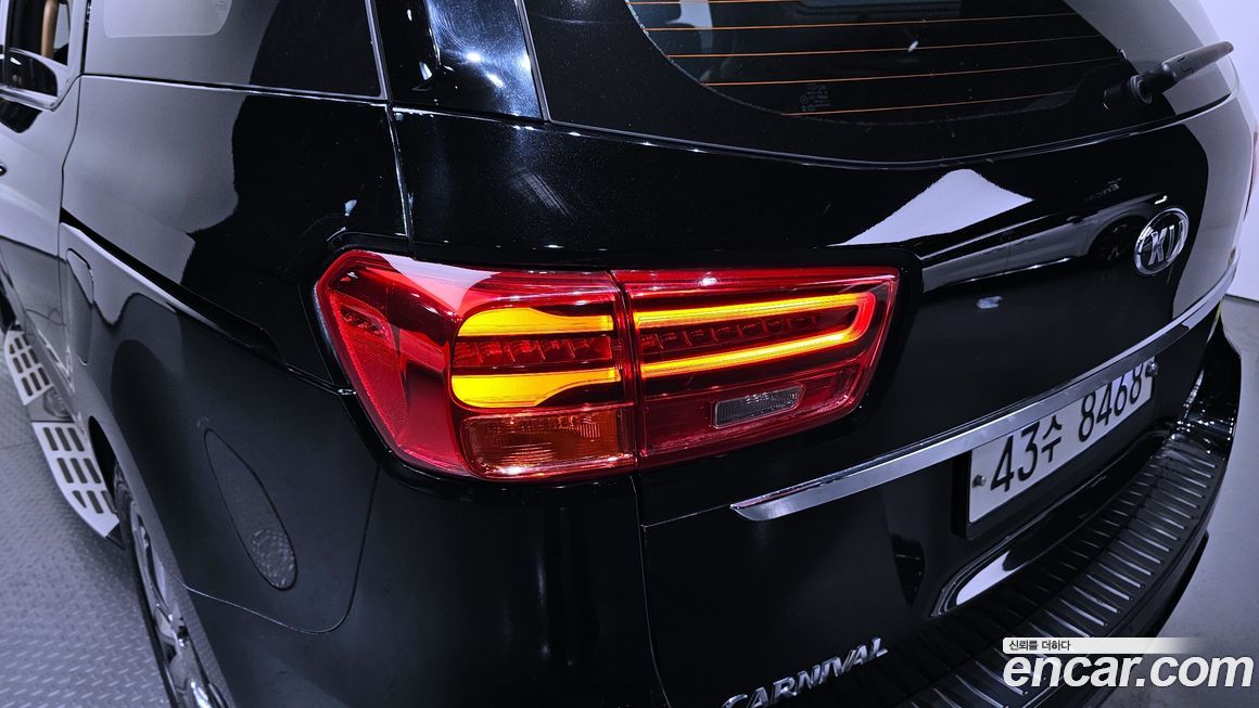 Kia Canival 2019
