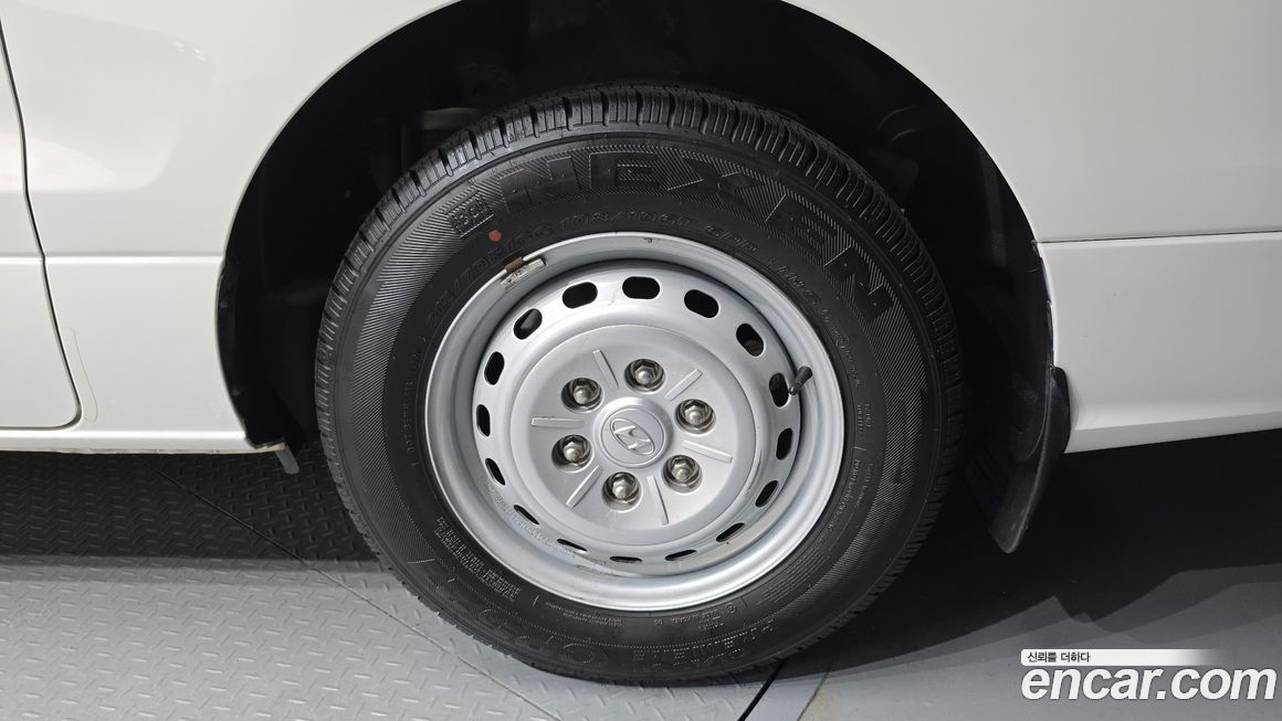 Hyundai Starex 2021