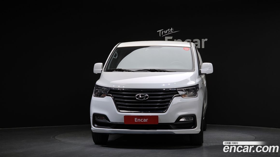 Hyundai Starex 2021