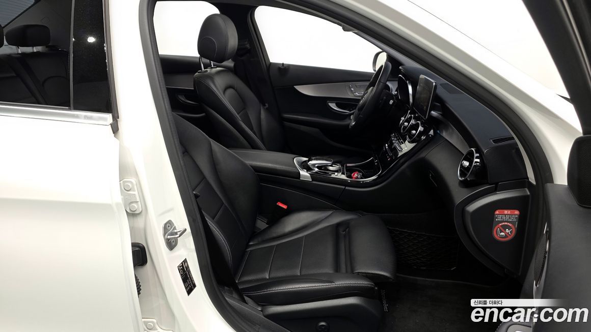 Mercedes-Benz C-Class 2018