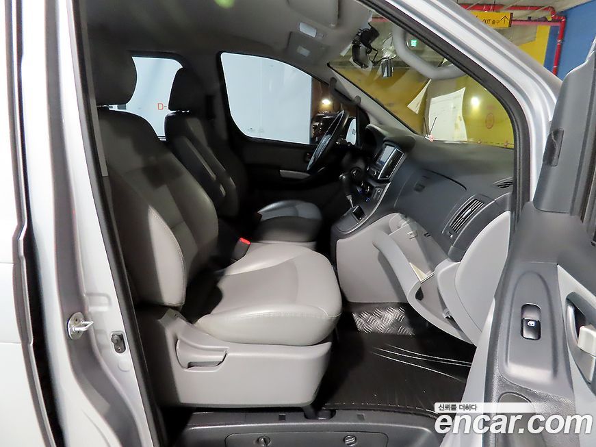 Hyundai Starex 2019