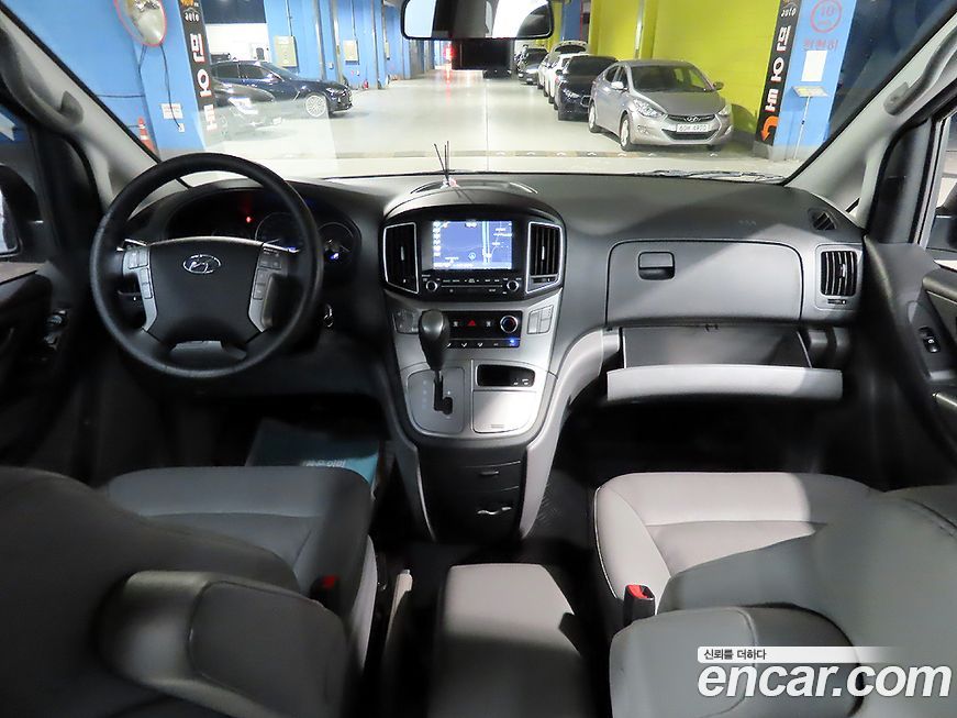 Hyundai Starex 2019