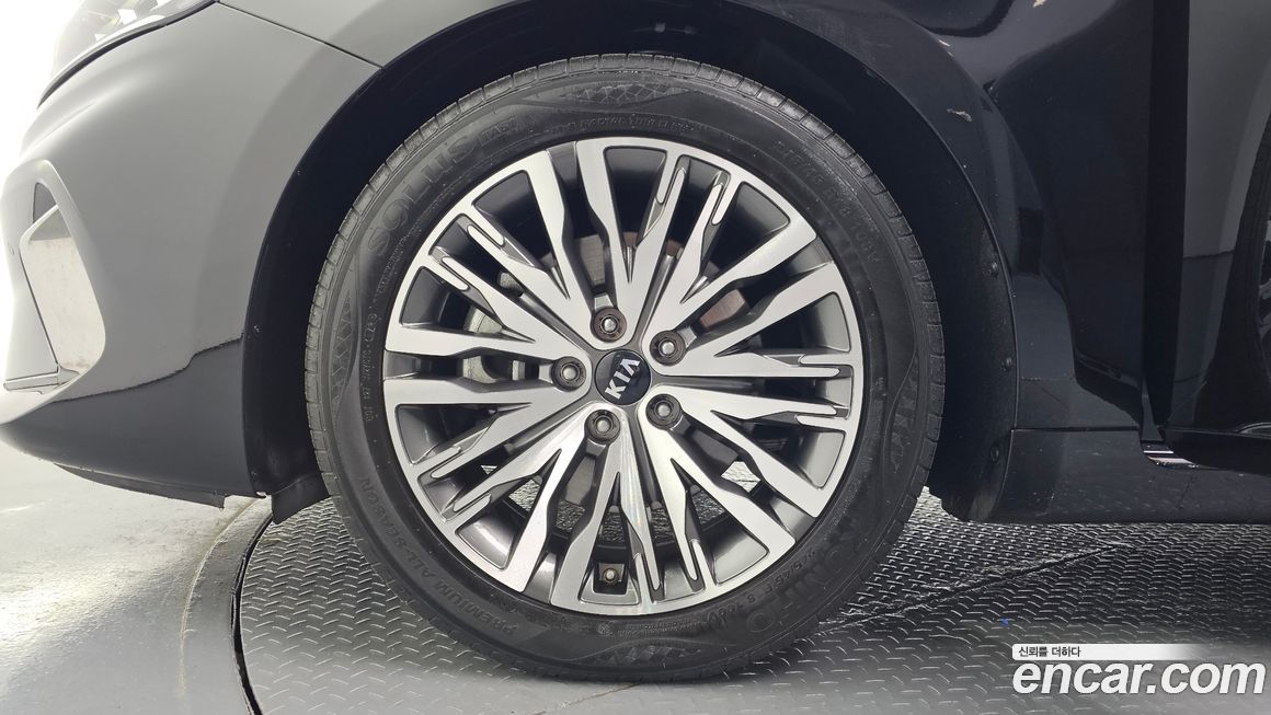 Kia K7 2021