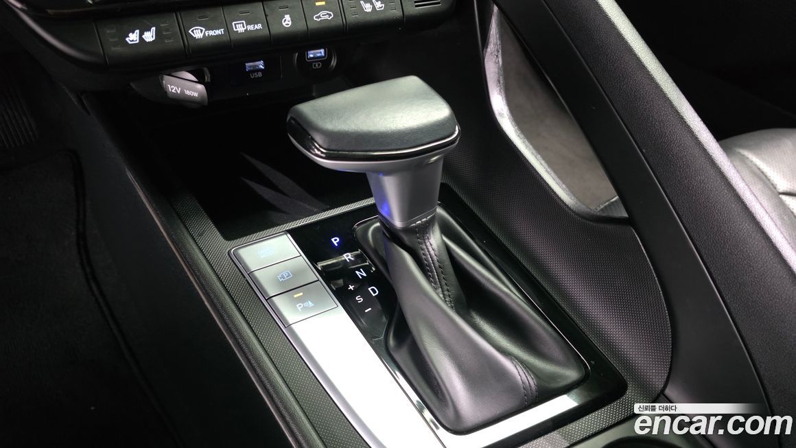 Hyundai AVANTE 2022
