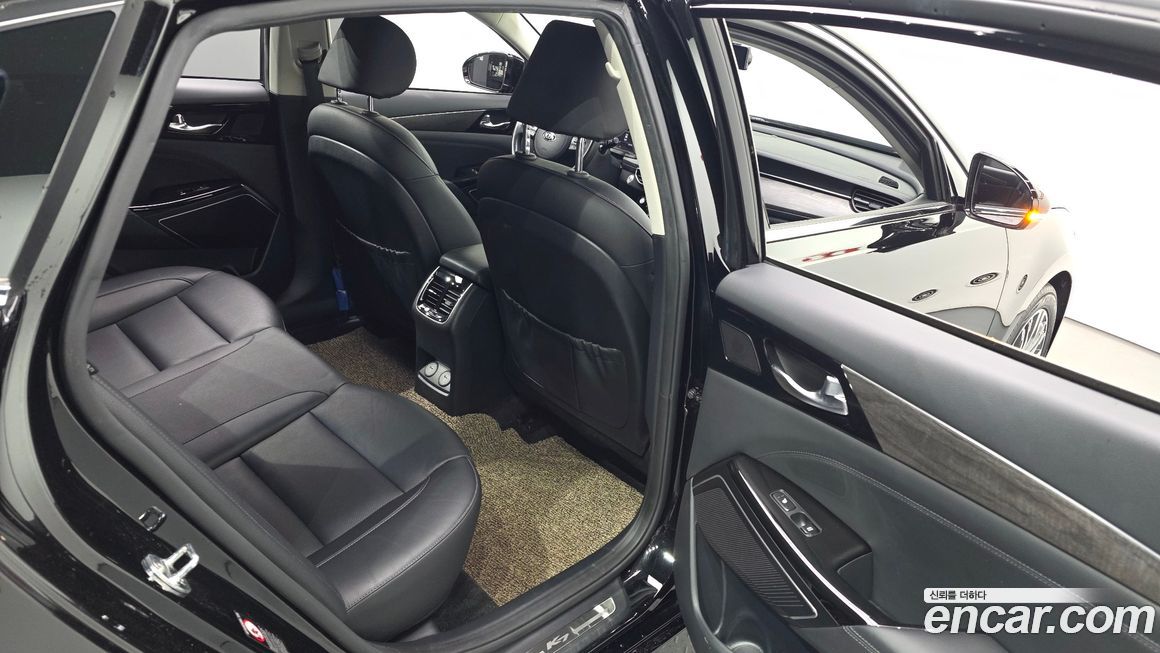 Kia K7 2021