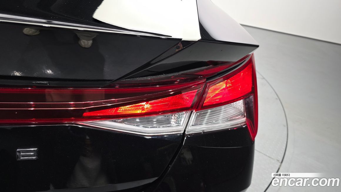 Hyundai AVANTE 2022
