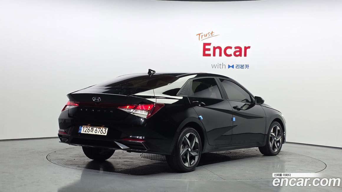 Hyundai AVANTE 2022