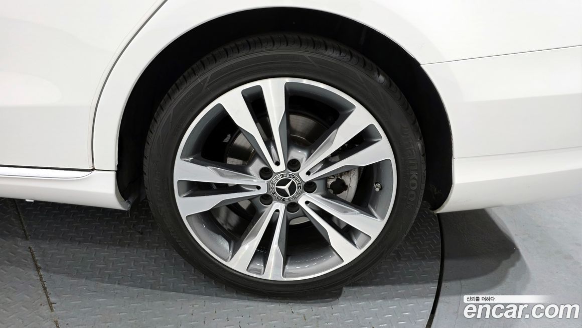 Mercedes-Benz C-Class 2018