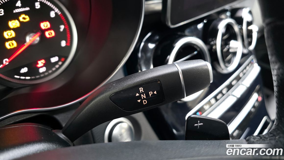 Mercedes-Benz C-Class 2018