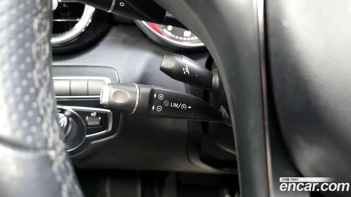 Mercedes-Benz C-Class 2018