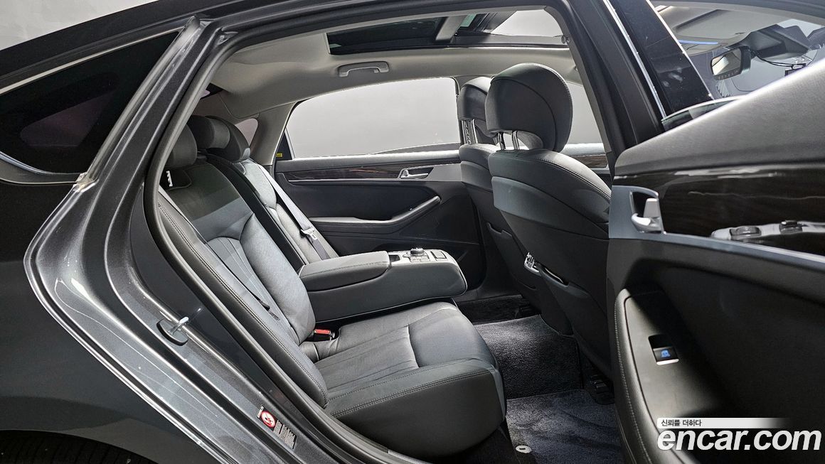 Genesis G80 2017