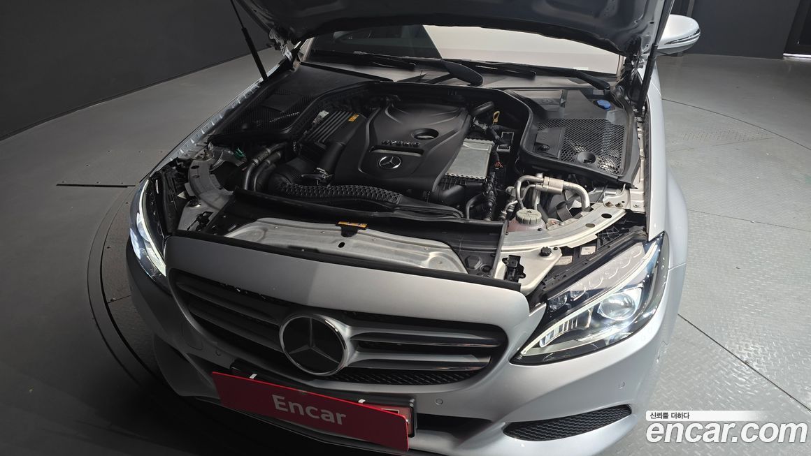 Mercedes-Benz C-Class 2018