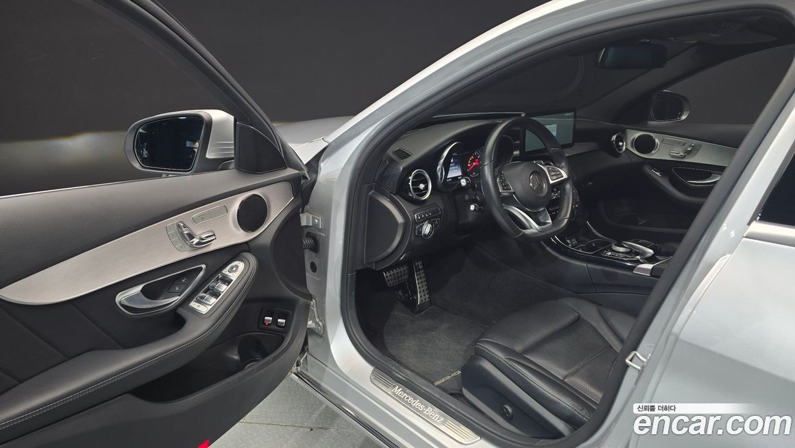 Mercedes-Benz C-Class 2018