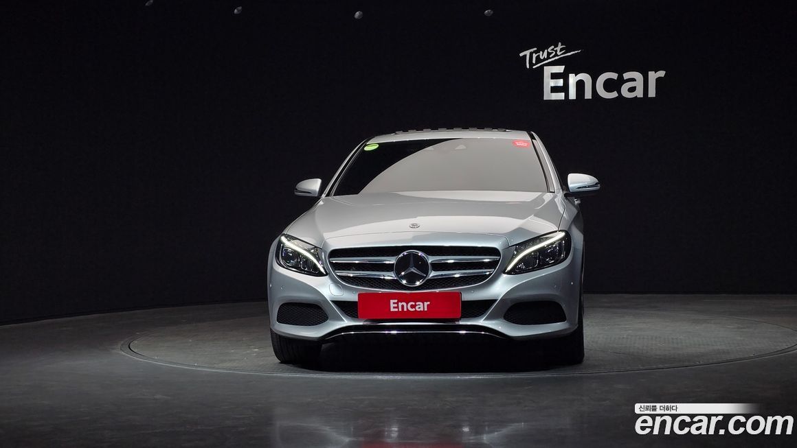 Mercedes-Benz C-Class 2018