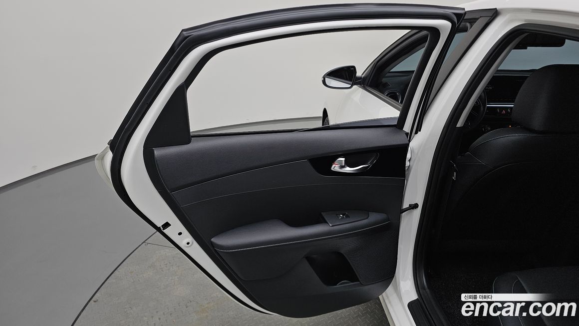 Kia K3 2023