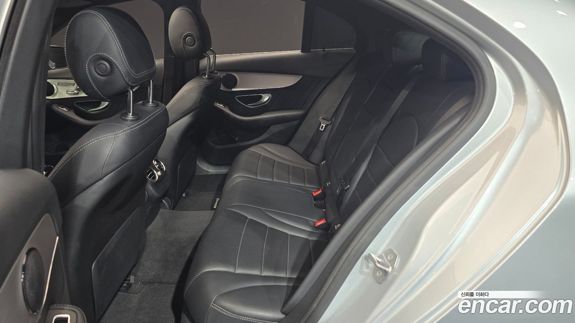 Mercedes-Benz C-Class 2018