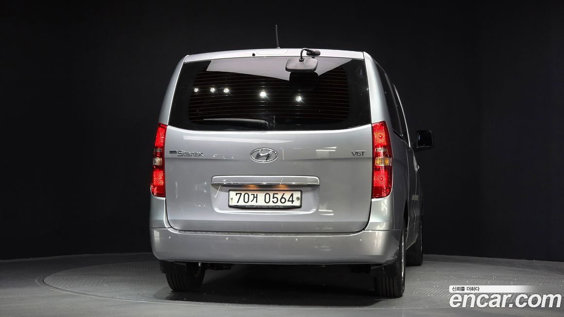 Hyundai Starex 2021