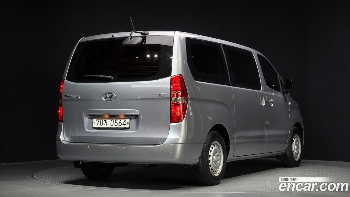 Hyundai Starex 2021