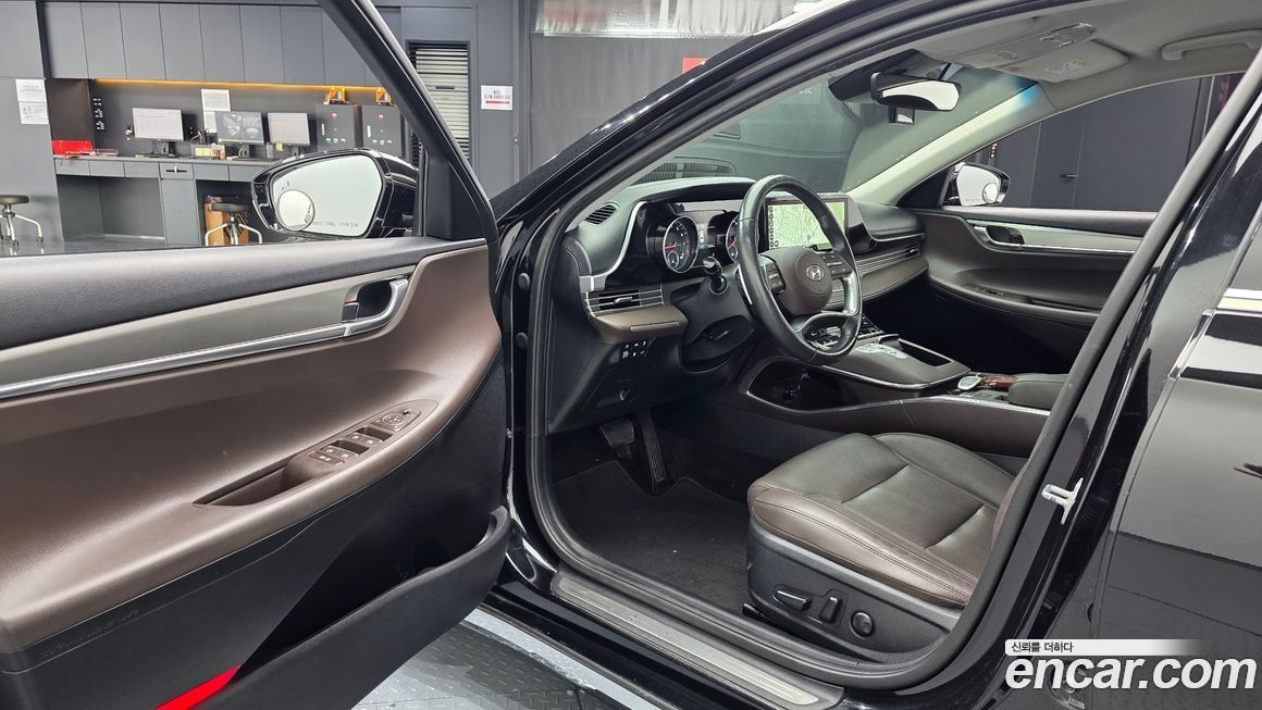 Hyundai Grandeur 2021