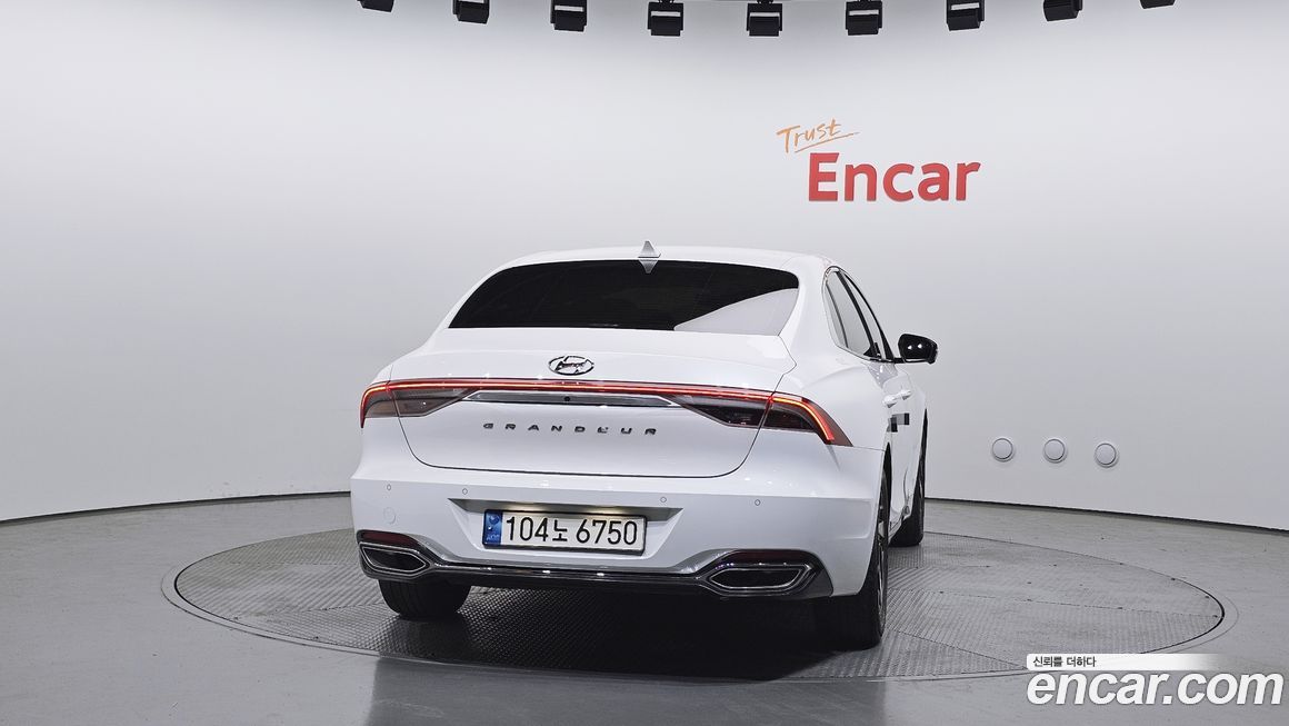 Hyundai Grandeur 2022