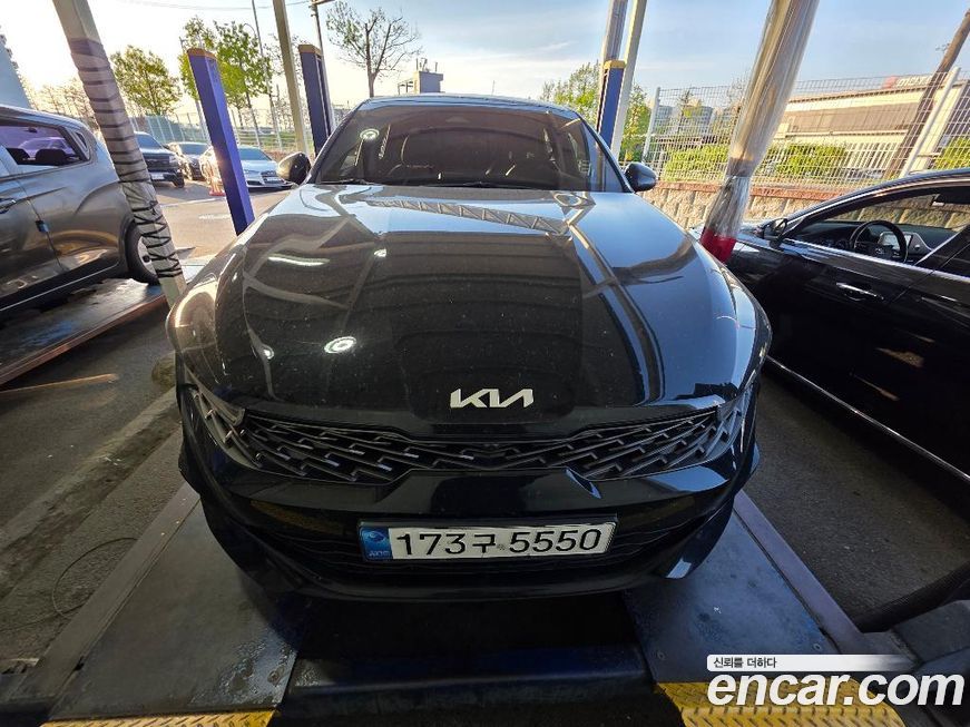 Kia K5 2023