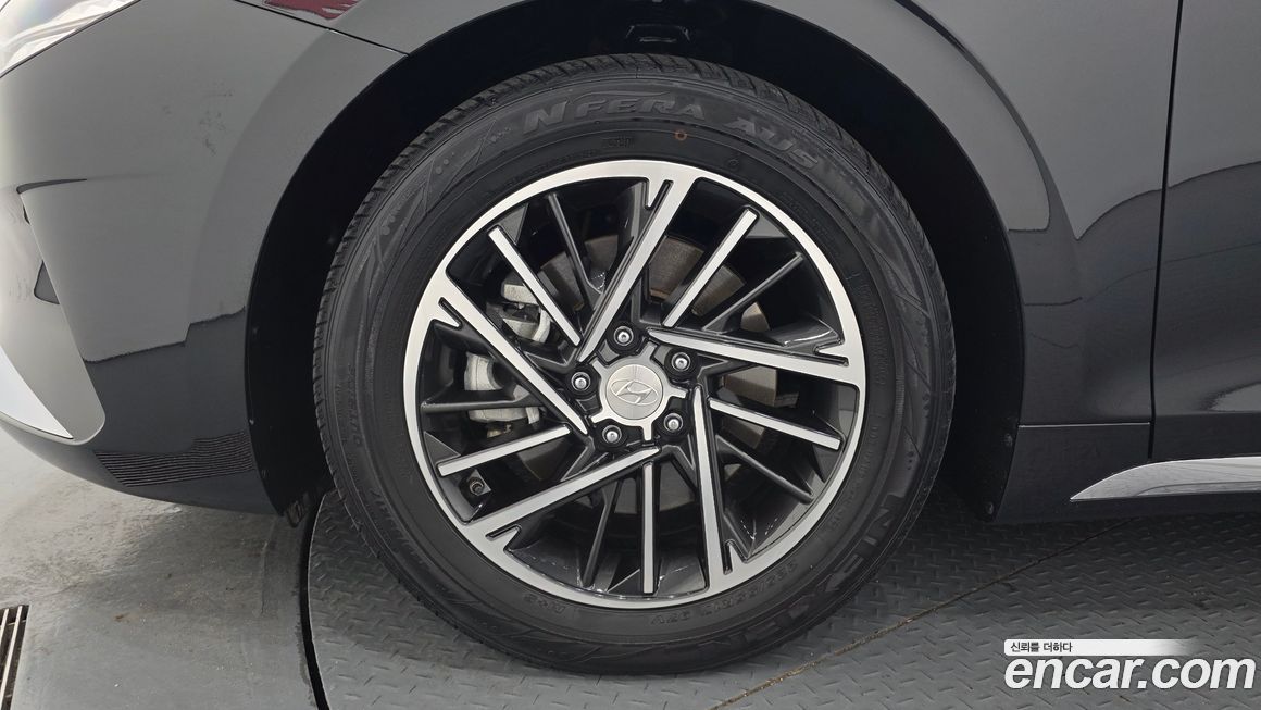 Hyundai Grandeur 2021