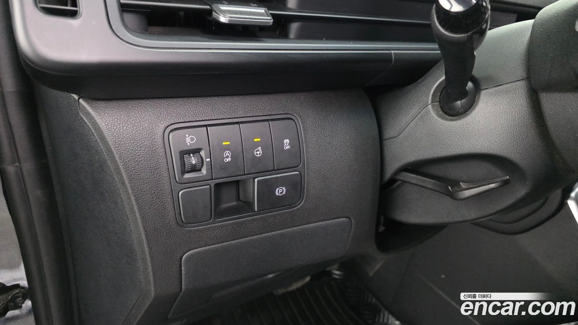 Hyundai Staria 2023