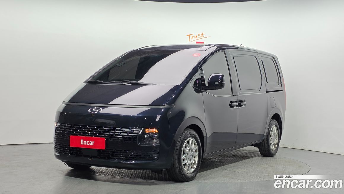 Hyundai Staria 2023