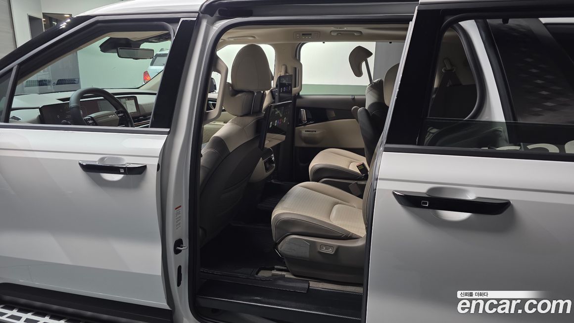Kia Canival 2025