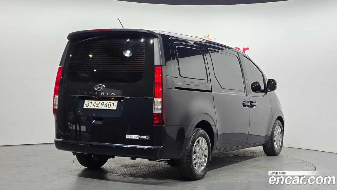 Hyundai Staria 2023