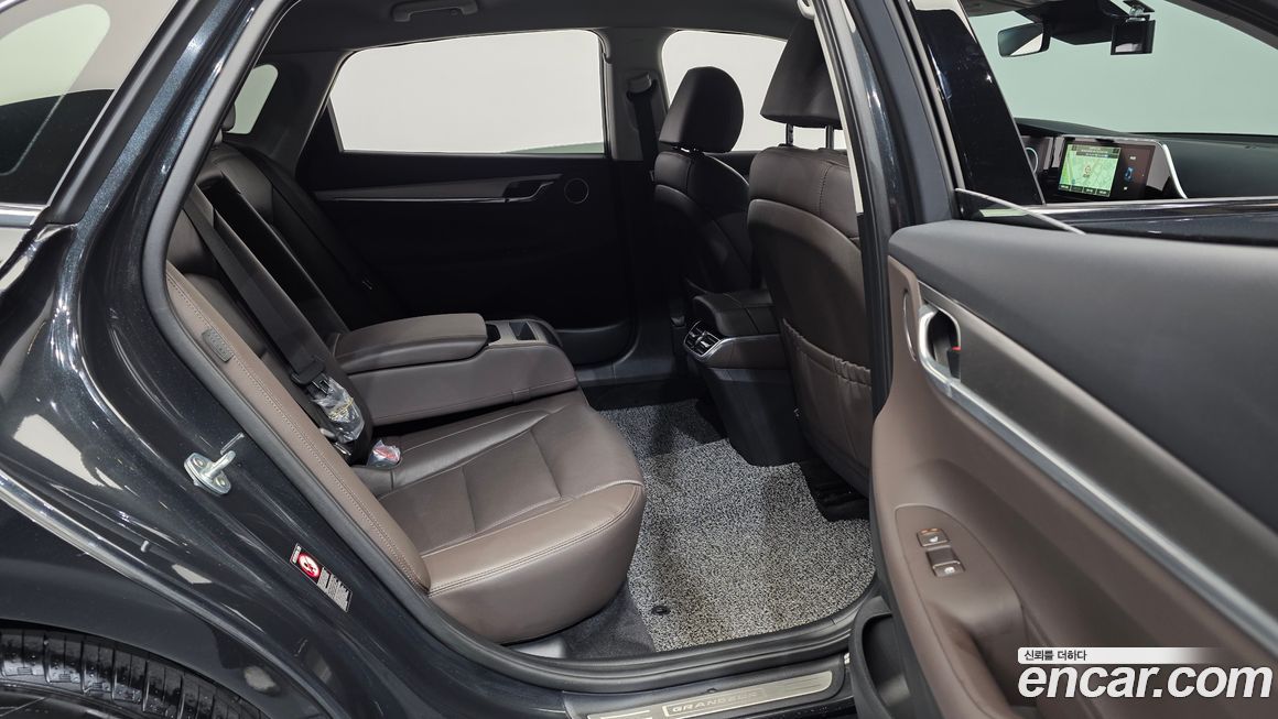 Hyundai Grandeur 2021