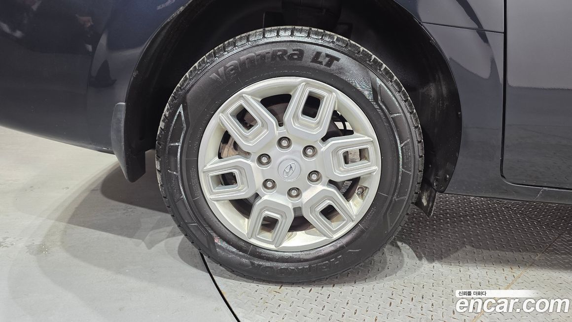 Hyundai Staria 2023