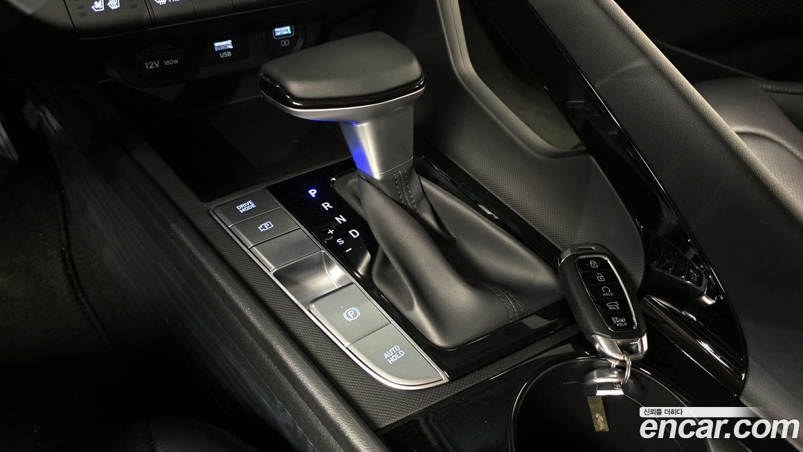 Hyundai AVANTE 2023