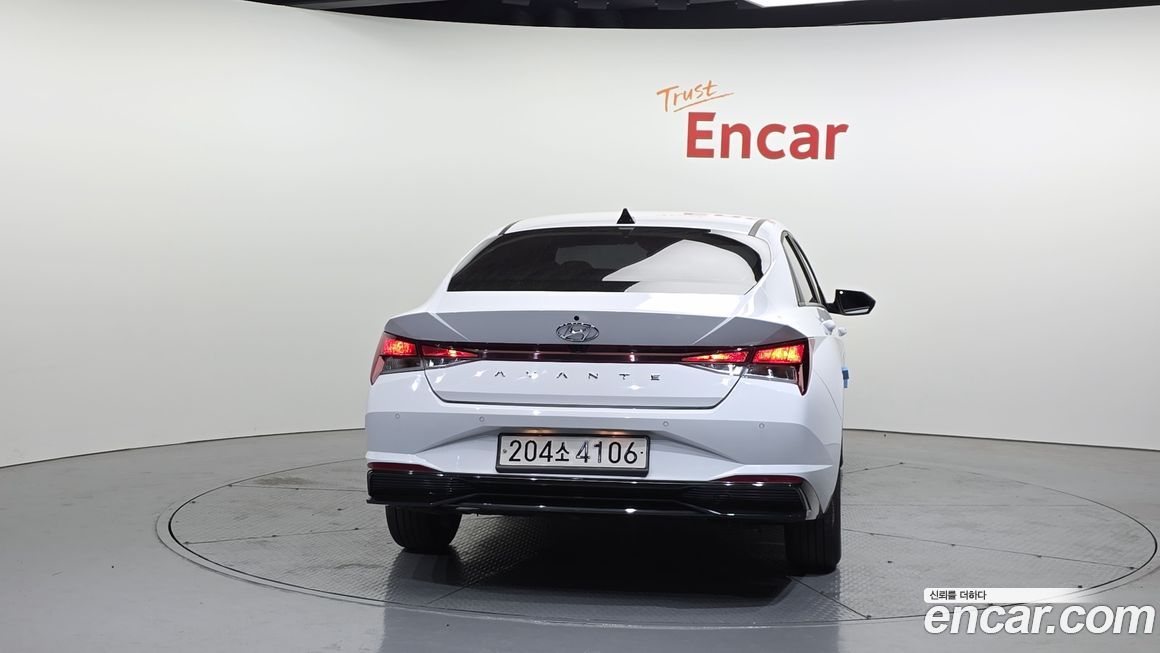 Hyundai AVANTE 2023