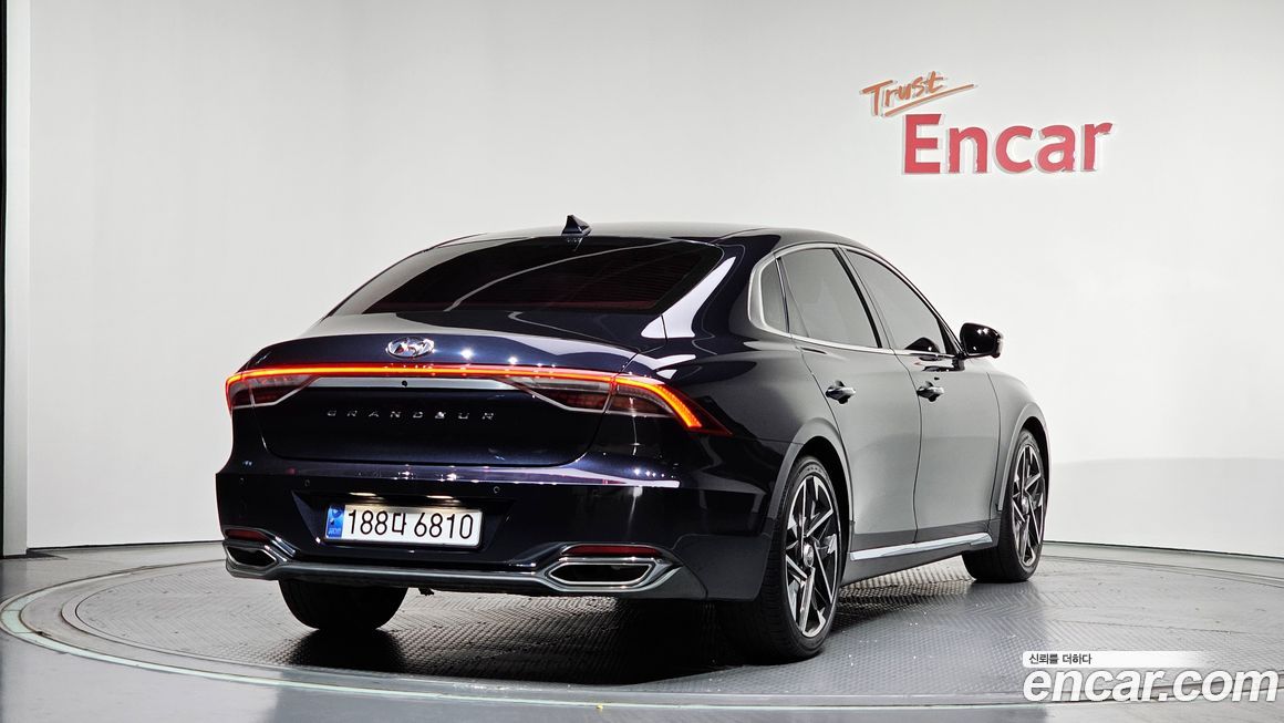 Hyundai Grandeur 2021